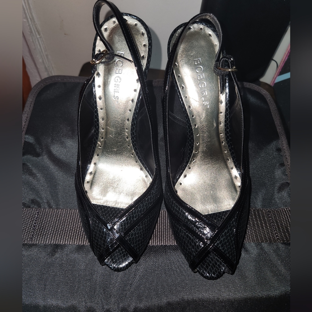 Shoe